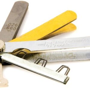 PERFORM TOOL W80529 24-Piece Feeler Gauge Set with Steel and Brass Blades, Wire Test Loops, and Metric/SAE Sizes for Tune Ups and More