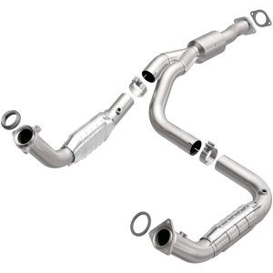 MAGNAFLOW 52113 Catalytic Converter; Direct Fit 48 State; Stainless Steel;3 Inch Bolt-On Inlet; Single 3 Inch Bolt-On Outlet