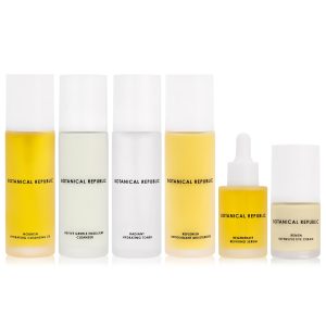TIMELESS BEAUTY ESSENTIALS KIT